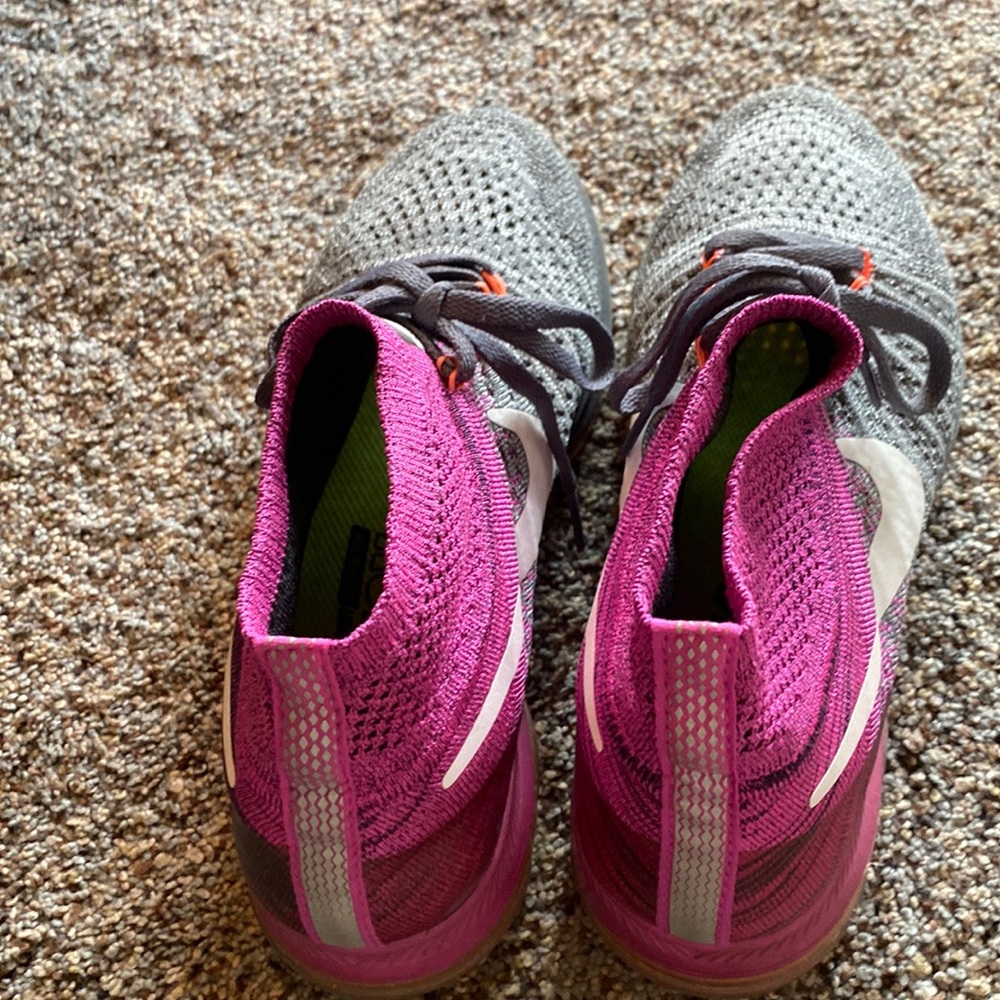 NIKE ZOOM RUNFAST RUNNING HIGH-TOP SHOES SIZE 7.5 Gray-Pink Lightweight